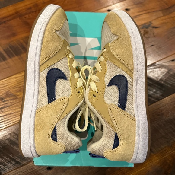 Nike SB Alley Oop Club Gold Midnight Navy CJ0882 700 Men's Size 7 - Picture 8 of 8